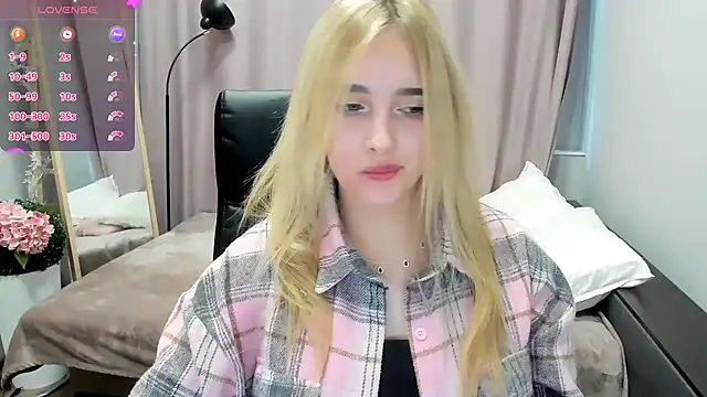 TaisiaHot online show from April 2026 08:06:01 AM