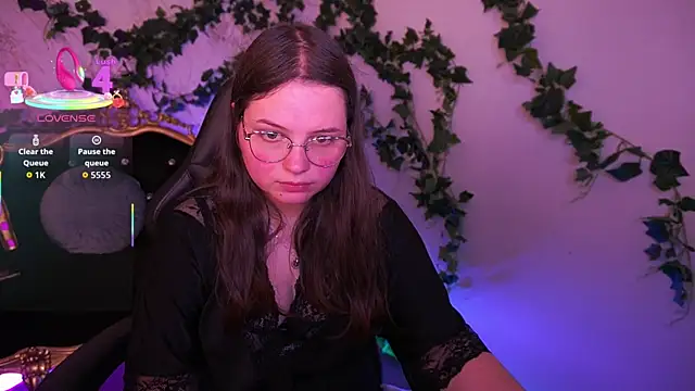 SophieDreamss online show from October 2025 02:52:01 PM