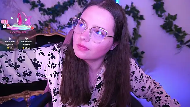 SophieDreamss online show from October 2025 02:40:01 PM