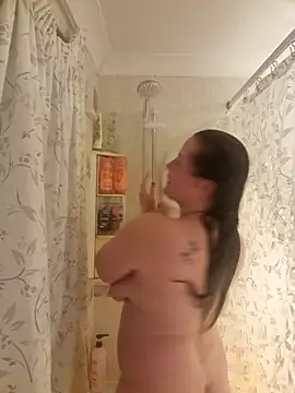 RosieMilff online show from November 2025 06:53:01 PM