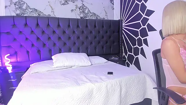 AdharaSweet1  online show from February 2026 06:01:02 AM