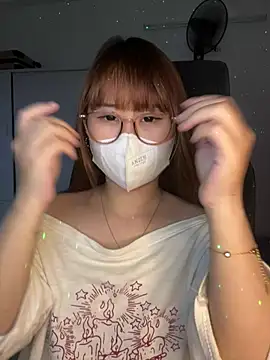 Meowyeuk6 online show from January 2026 03:27:02 PM