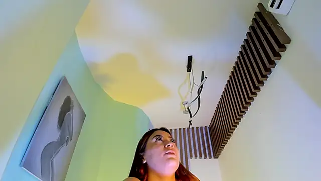 MacarenaRosse online show from September 2025 07:13:01 PM