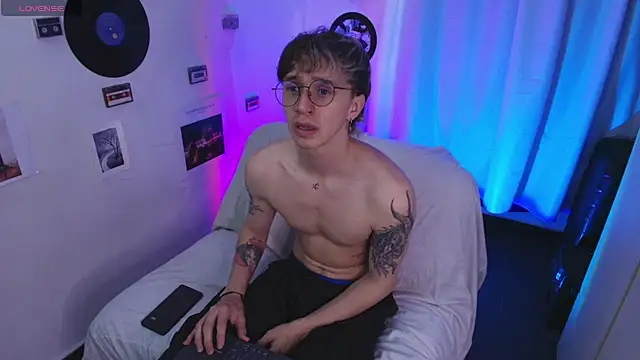 Nick Bangover  online show from June 2026 10:37:01 PM
