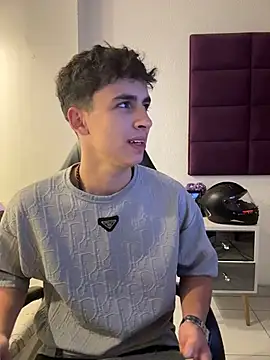 AdrianRinaldi online show from January 2026 01:49:01 PM