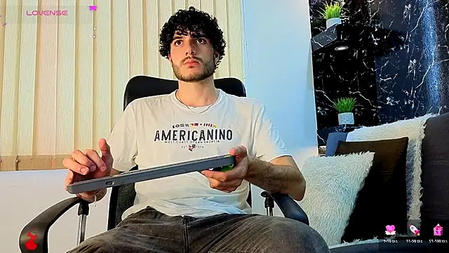 Rafael Mendezz online show from December 2025 08:29:01 PM