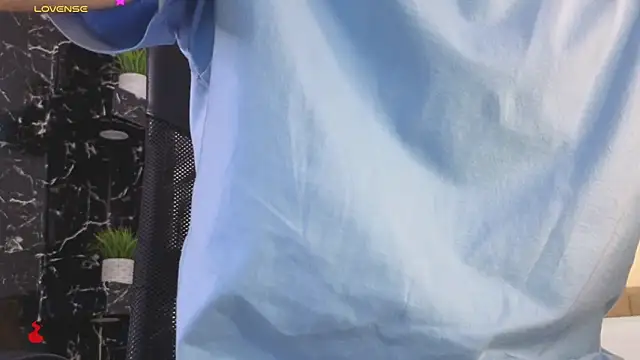 Snapshot of Rafael_Mendezz chatting on March 2026 09:18:02 PM Rafael Mendezz online show from March 2026 09:18:02 PM