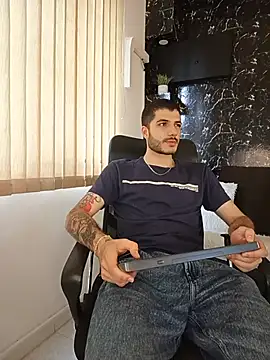 Rafael Mendezz online show from July 2026 08:34:02 PM