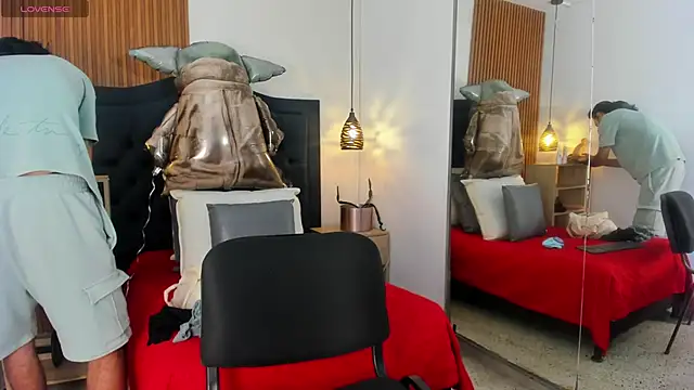 Hisoka 011 online show from October 2025 07:25:02 PM