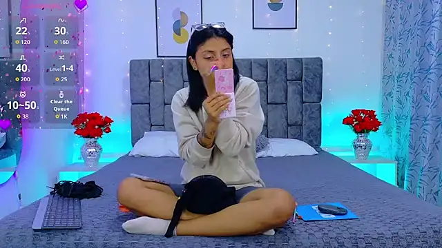 Snapshot of Soffia_Konig_ chatting on April 2026 12:18:01 PM Soffia Konig online show from April 2026 12:18:01 PM
