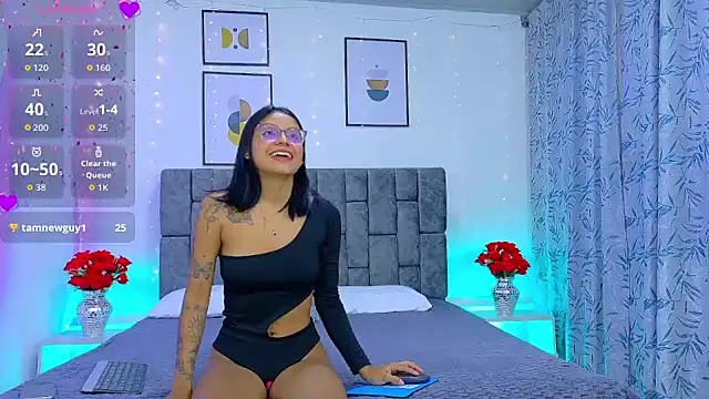 Snapshot of Soffia_Konig_ chatting on May 2026 12:21:01 PM Soffia Konig online show from May 2026 12:21:01 PM