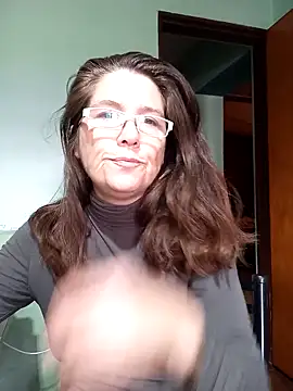 Snapshot of Merida2276 chatting on September 2025 03:05:01 PM Merida2276 online show from September 2025 03:05:01 PM