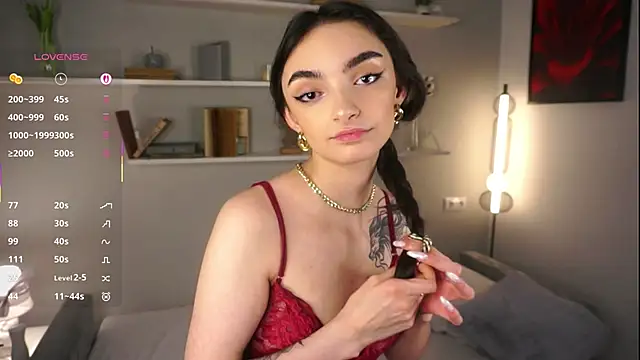 Snapshot of Morena_Dolce chatting on September 2025 03:55:02 AM Morena Dolce online show from September 2025 03:55:02 AM