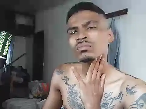 Lokitocrazy19 online show from December 2025 01:18:01 PM