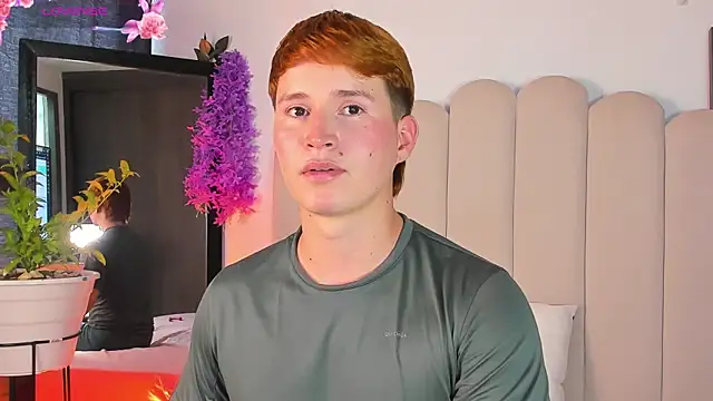 Eragonbooy online show from April 2026 08:17:01 PM