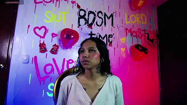 Sweettpleasure online show from October 2025 01:11:01 PM