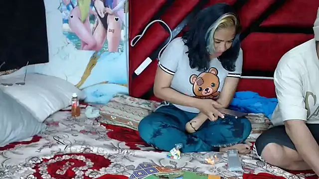 hot lady19 online show from February 2026 09:11:01 PM