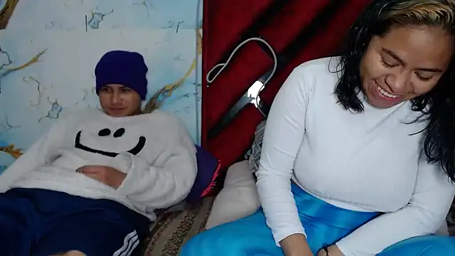 hot lady19 online show from March 2026 03:27:02 PM