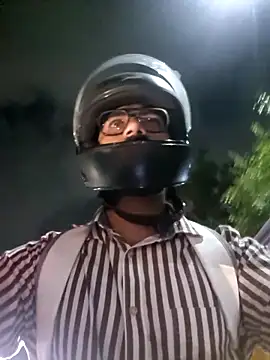 Snapshot of YoursThickDick chatting on September 2025 04:09:05 PM YoursThickDick online show from September 2025 04:09:05 PM