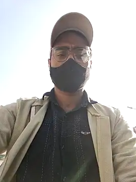 Snapshot of YoursThickDick chatting on December 2025 05:24:02 AM YoursThickDick online show from December 2025 05:24:02 AM