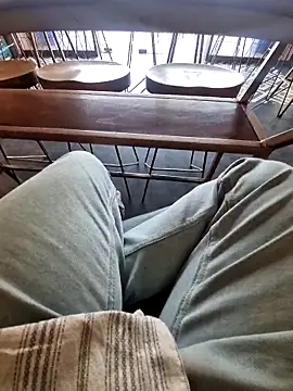 Snapshot of YoursThickDick chatting on January 2026 09:13:01 AM YoursThickDick online show from January 2026 09:13:01 AM