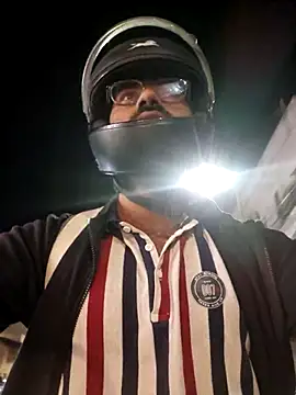 Snapshot of YoursThickDick chatting on February 2026 04:03:02 PM YoursThickDick online show from February 2026 04:03:02 PM