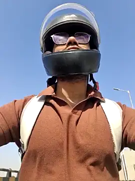 Snapshot of YoursThickDick chatting on March 2026 04:20:01 AM YoursThickDick online show from March 2026 04:20:01 AM