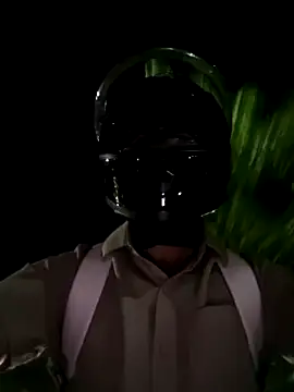 Snapshot of YoursThickDick chatting on April 2026 04:12:01 PM YoursThickDick online show from April 2026 04:12:01 PM