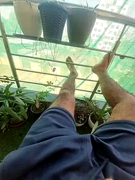 Snapshot of YoursThickDick chatting on April 2026 04:39:02 AM YoursThickDick online show from April 2026 04:39:02 AM