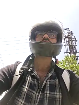 Snapshot of YoursThickDick chatting on April 2026 07:45:01 AM YoursThickDick online show from April 2026 07:45:01 AM