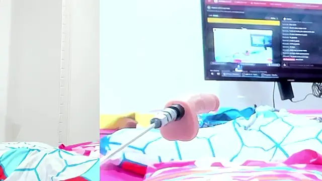 Alani Queen online show from September 2025 08:05:01 AM