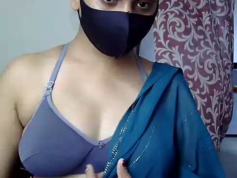 Snapshot of Bady__Riya chatting on September 2025 04:25:01 AM Bady Riya online show from September 2025 04:25:01 AM