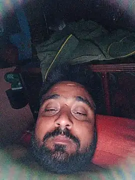 Raju fuckerr online show from May 2026 04:57:04 PM
