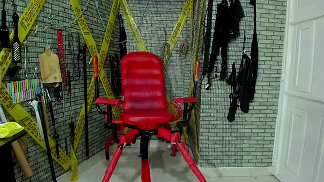 ariel bdsm online show from May 2026 10:21:01 AM