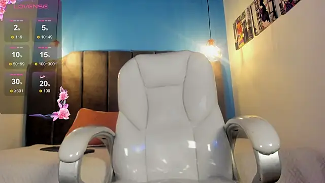 Oscar and dani online show from November 2025 05:07:02 AM