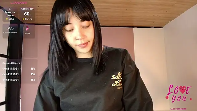 Hanna Lee   online show from March 2026 05:02:01 PM