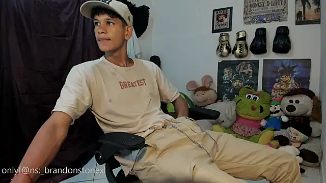 brandonstonexl online show from February 2026 12:39:01 AM