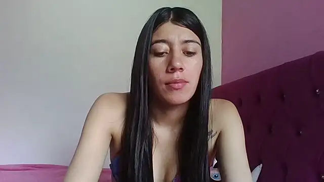 Snapshot of Madow_Lu chatting on September 2025 04:18:01 PM Madow Lu online show from September 2025 04:18:01 PM