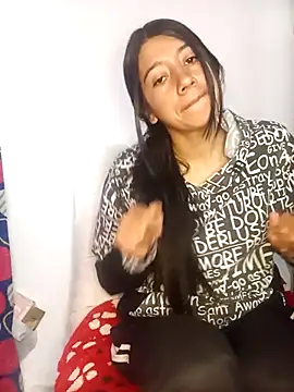 Snapshot of Madow_Lu chatting on October 2025 12:57:02 PM Madow Lu online show from October 2025 12:57:02 PM