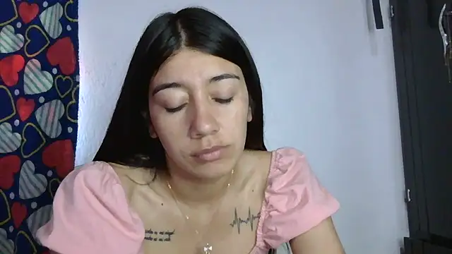 Snapshot of Madow_Lu chatting on November 2025 03:01:01 PM Madow Lu online show from November 2025 03:01:01 PM