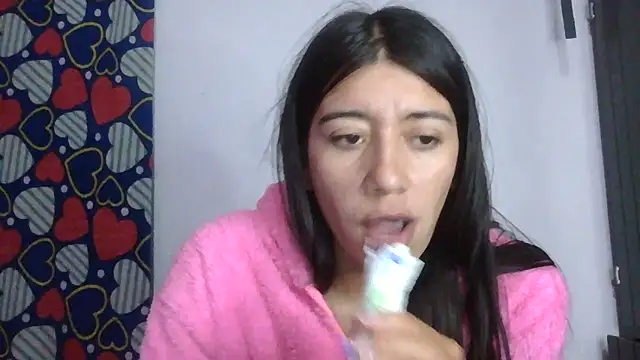 Snapshot of Madow_Lu chatting on November 2025 11:14:02 PM Madow Lu online show from November 2025 11:14:02 PM