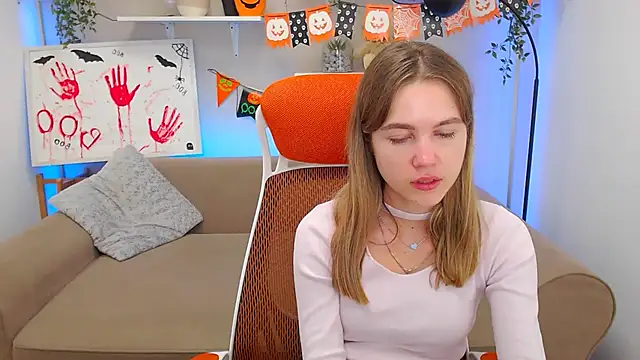 Snapshot of Spicy_Lexi chatting on October 2025 06:25:02 AM Spicy Lexi online show from October 2025 06:25:02 AM