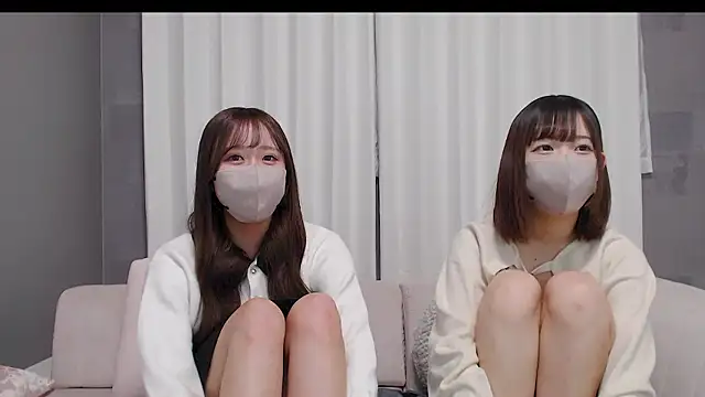 Snapshot of _YUI_CHAN_ chatting on October 2025 11:25:01 AM YUI CHAN online show from October 2025 11:25:01 AM