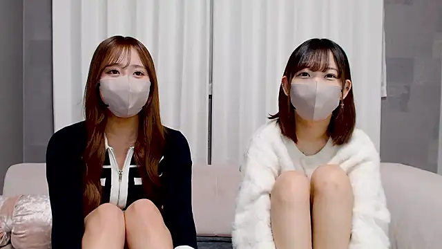 Snapshot of _YUI_CHAN_ chatting on November 2025 11:32:02 AM YUI CHAN online show from November 2025 11:32:02 AM