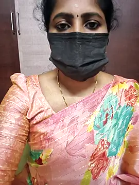 Snapshot of vasundhara26 chatting on October 2025 08:29:01 PM vasundhara26 online show from October 2025 08:29:01 PM