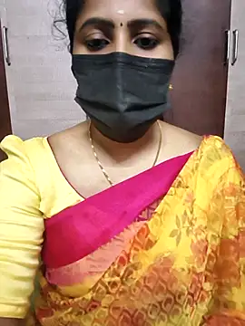 Snapshot of vasundhara26 chatting on October 2025 07:56:02 PM vasundhara26 online show from October 2025 07:56:02 PM