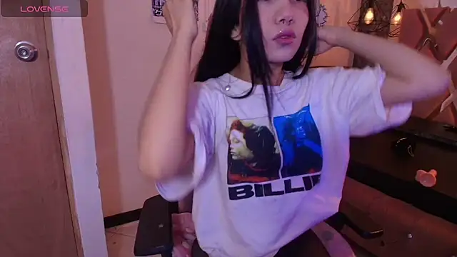 Terraelowen online show from December 2025 11:48:01 AM