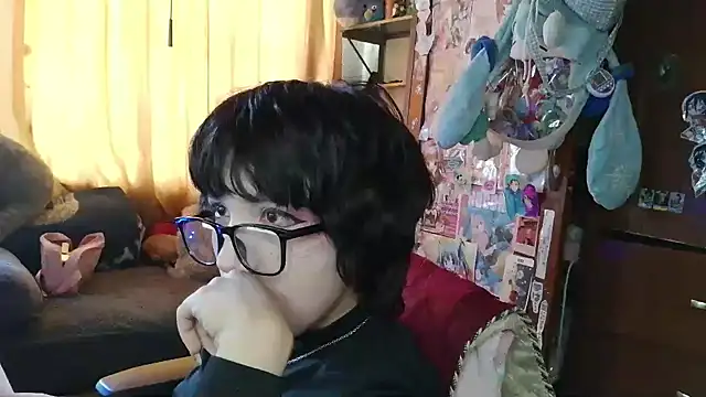 Terraelowen online show from April 2026 01:22:01 PM