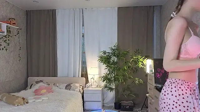 AnnyiBlue online show from May 2026 12:22:02 PM