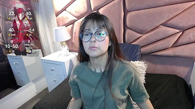 Snapshot of sophiaa_7 chatting on October 2025 11:54:02 AM sophiaa 7 online show from October 2025 11:54:02 AM